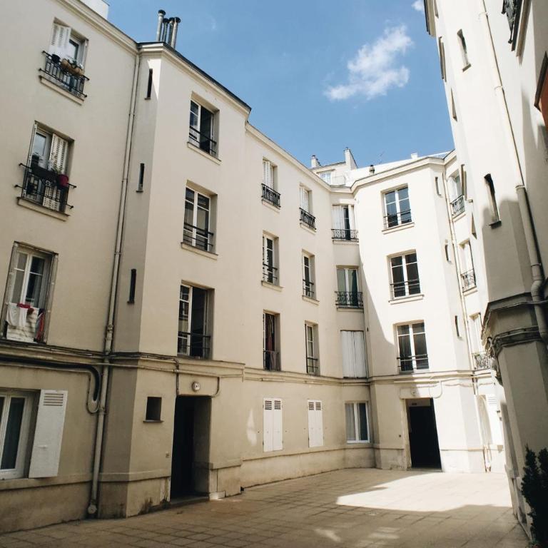 Petit Studio Paris 15 ConventionVaugirard - Studio - 10