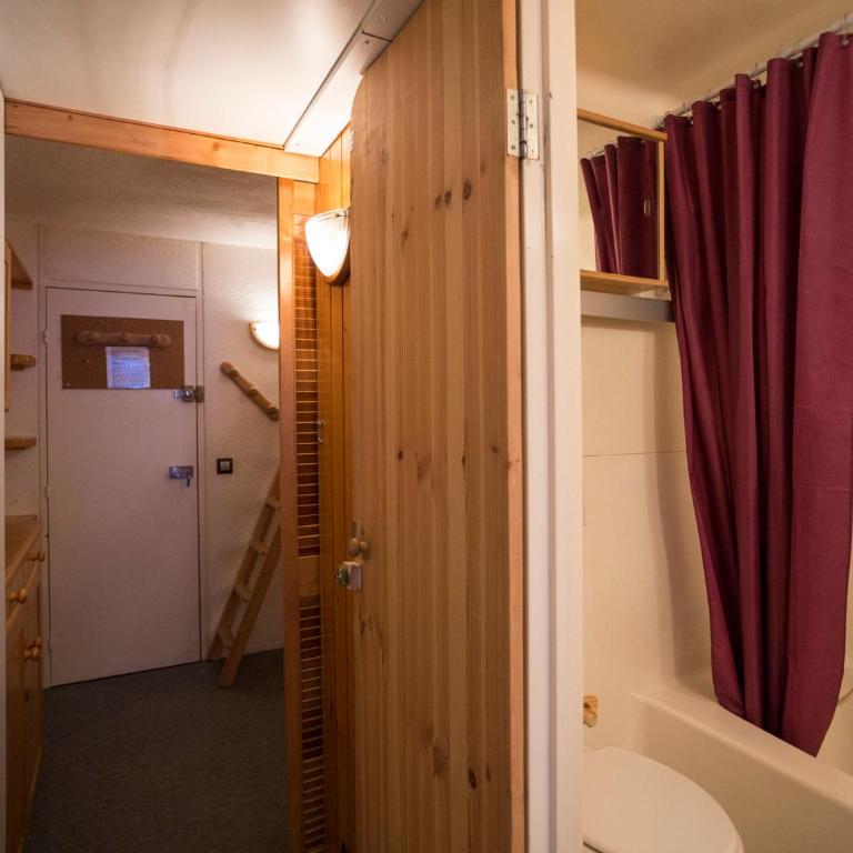 Studio rénové 5 pers, ski aux pieds, balcon, animaux admis - FR-1-346-436 - Studio - 14