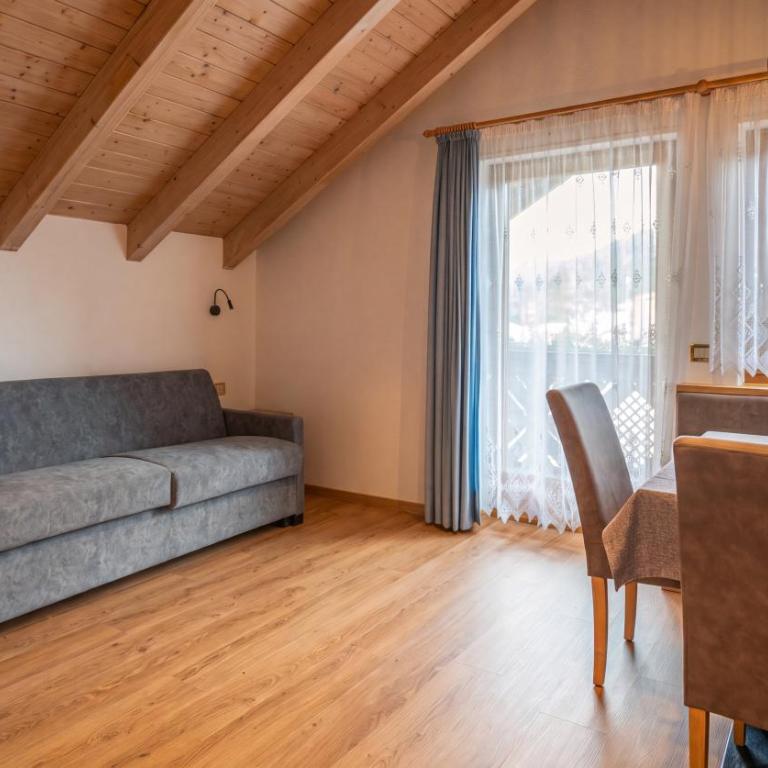 Apartments Lasteis - Apartment with Balcony - 16