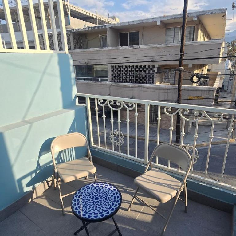 Las minervas 2 Barrio Antiguo Private Balcony Macroplaza - Apartamento de 1 dormitorio - 2