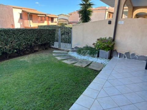 Ampio e pregevole bilocale con giardino privato a 200 mt dalla spiaggia - Appartamento con 1 Camera da Letto - 18