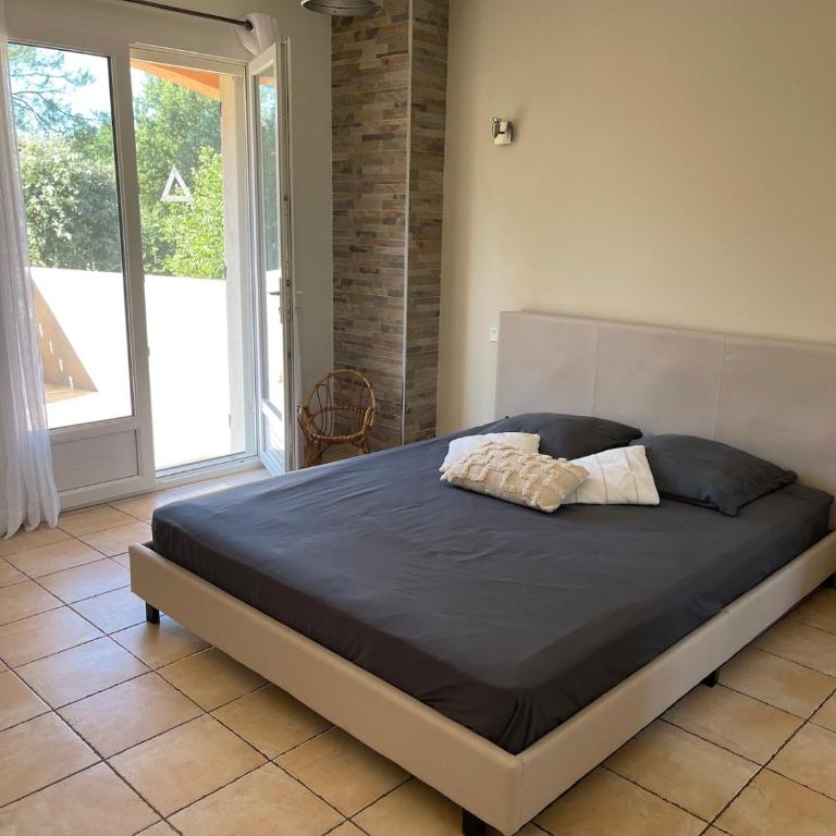 Villa with garden&pool, 4 air-conditioned rooms - Villa - 13