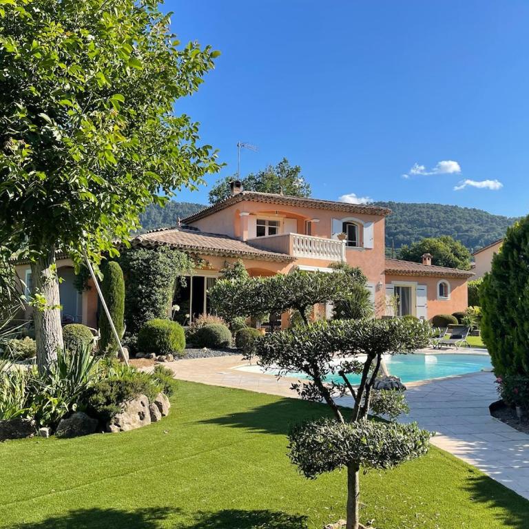 Villa with garden&pool, 4 air-conditioned rooms - Villa - 25