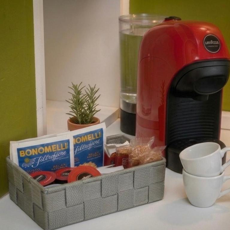 GreenHome - Bilocale con balconi -Self Check-in - Appartamento con 1 Camera da Letto - 10