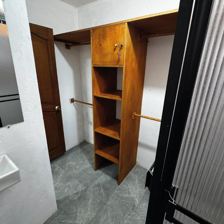 Spacious Family Apartment - Three-Bedroom Apartment - 6