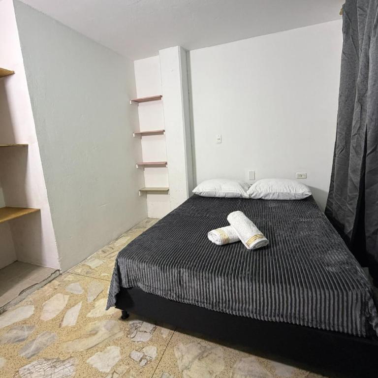Spacious Family Apartment - Three-Bedroom Apartment - 24