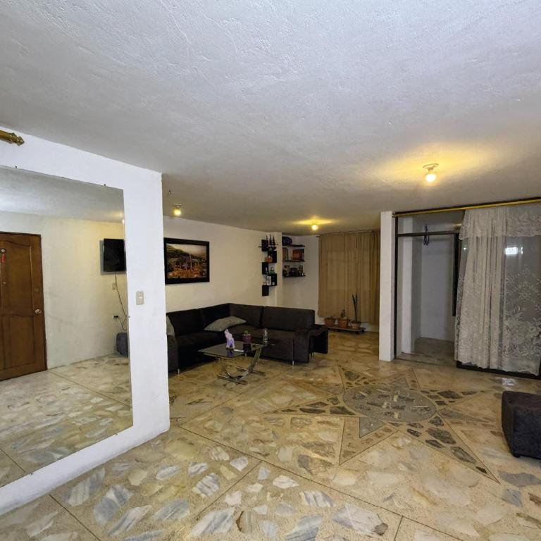 Spacious Family Apartment - Three-Bedroom Apartment - 27
