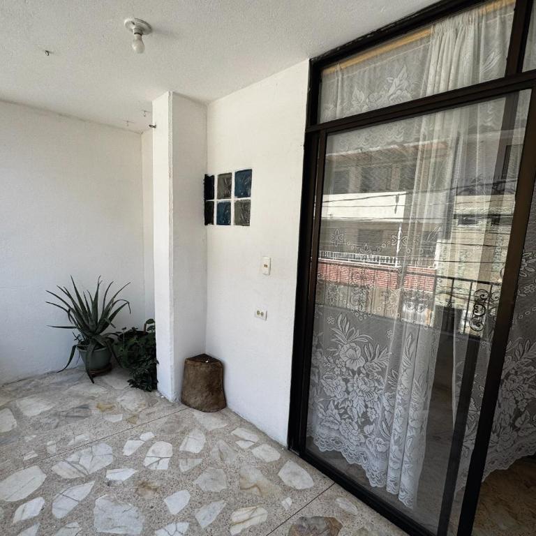 Spacious Family Apartment - Three-Bedroom Apartment - 31