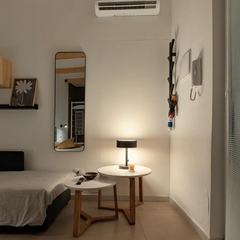 Solaria Suites - Deluxe Room (2 Adults + 1 Child) - 6