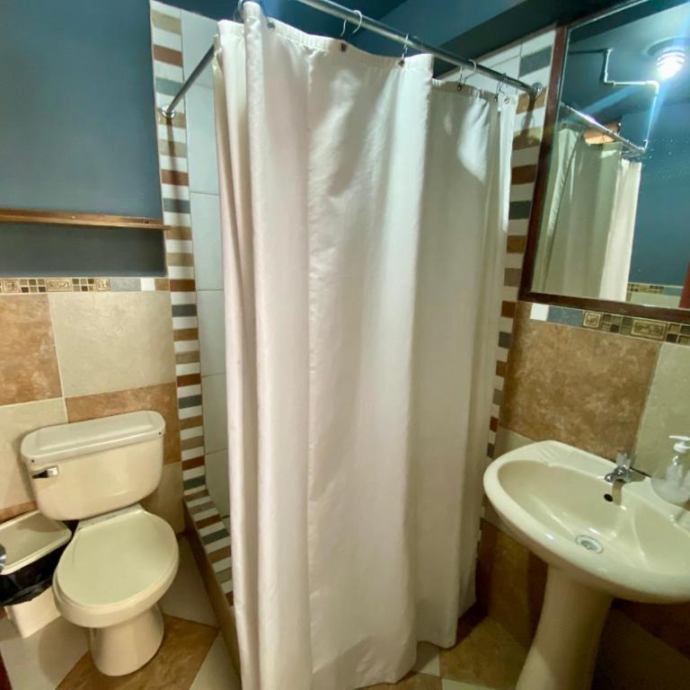 Hotel Mirador Santa Ana - Habitación Triple con baño privado - 5