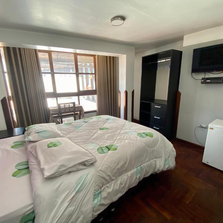 Hotel Mirador Santa Ana - Habitación Doble con baño privado - 1