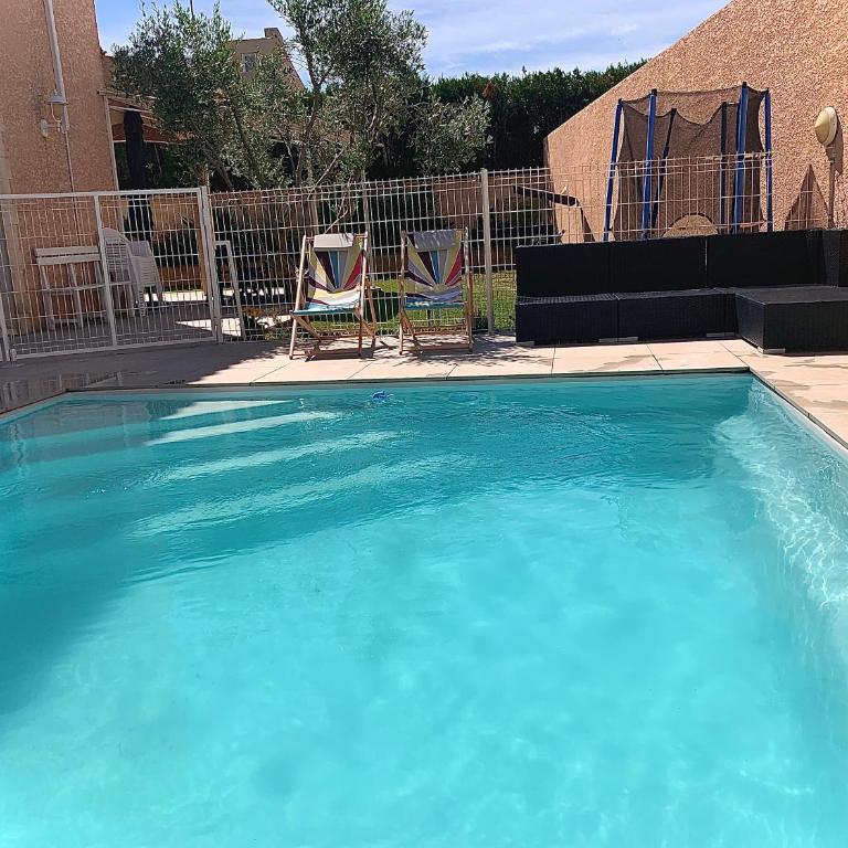 Villa climatisée de l'Etang de THAU avec piscine - Villa - 5