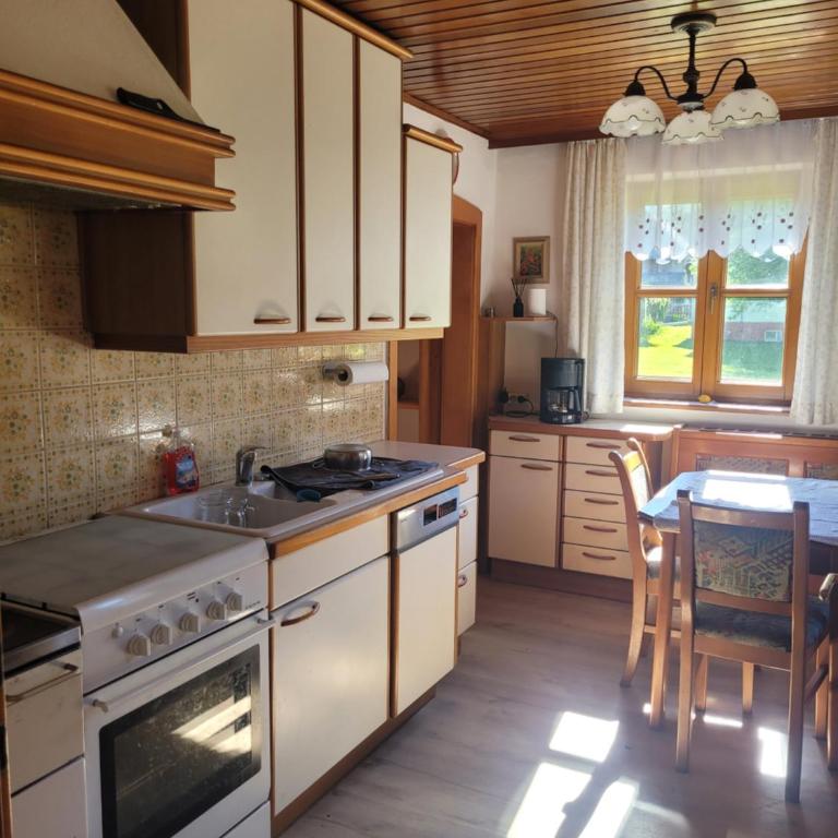 Omas Paradies - Haus mit 2 Schlafzimmern - 4