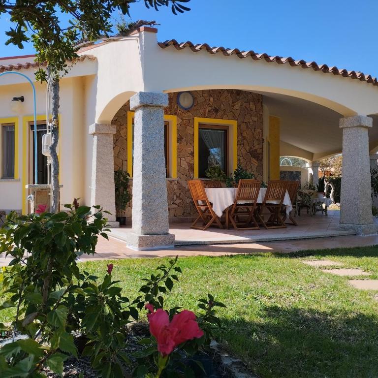 Villa Stefania Costa Rei - Three-Bedroom House - 3