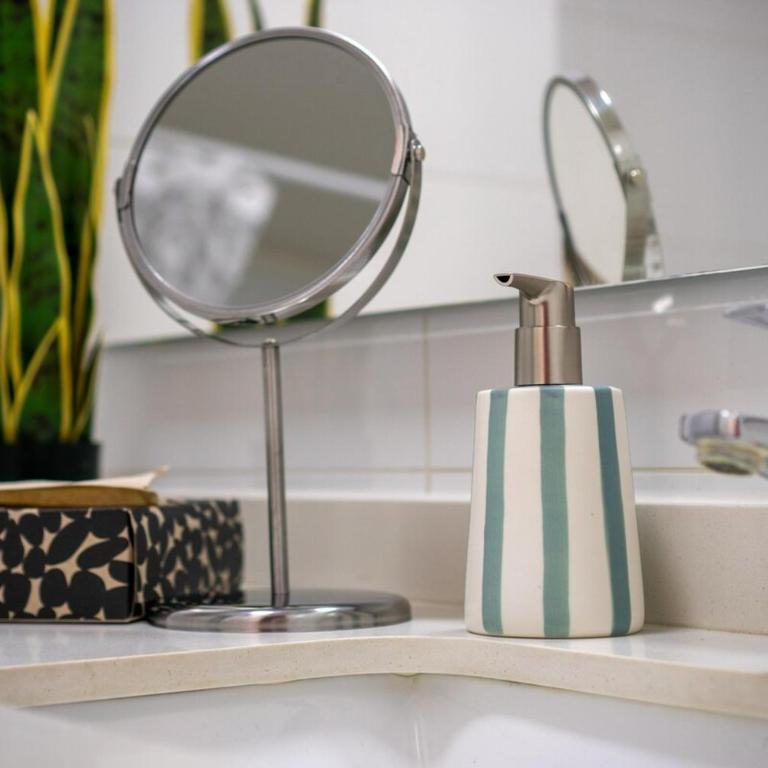 Brand-New, Modern Apartment in Los Dominicos - One-Bedroom Apartment - 11