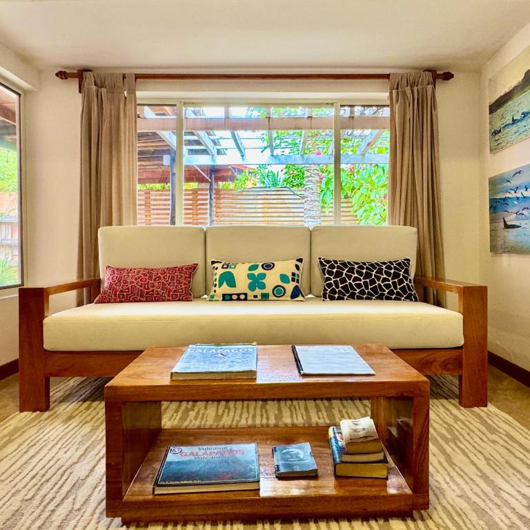 Torre Mar Galapagos Boutique Suites - Bungalow Deluxe con vistas al jardín - 3
