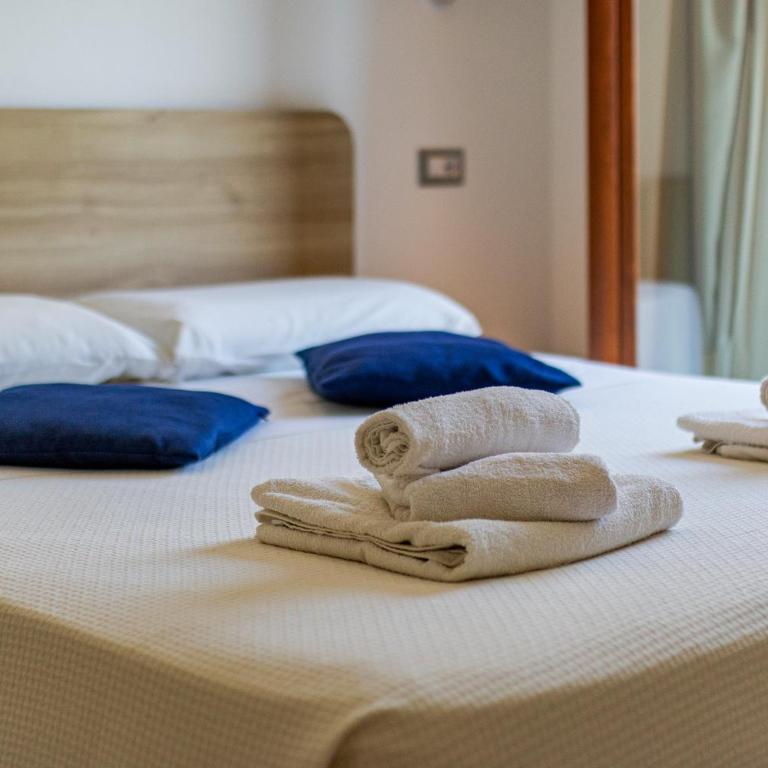 Spanish Blue - Appartamento con 1 Camera da Letto, Balcone e Vista Montagna - 11