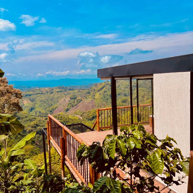 GLAMPING LA NONITA - Cabaña Luxury - JACUZZI - STARLINK - CERCA A MANIZALES - Deluxe Bungalow - 6