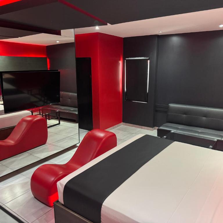 Motel Boutique Xpress - Suite con bañera de hidromasaje - Cama extragrande - 5