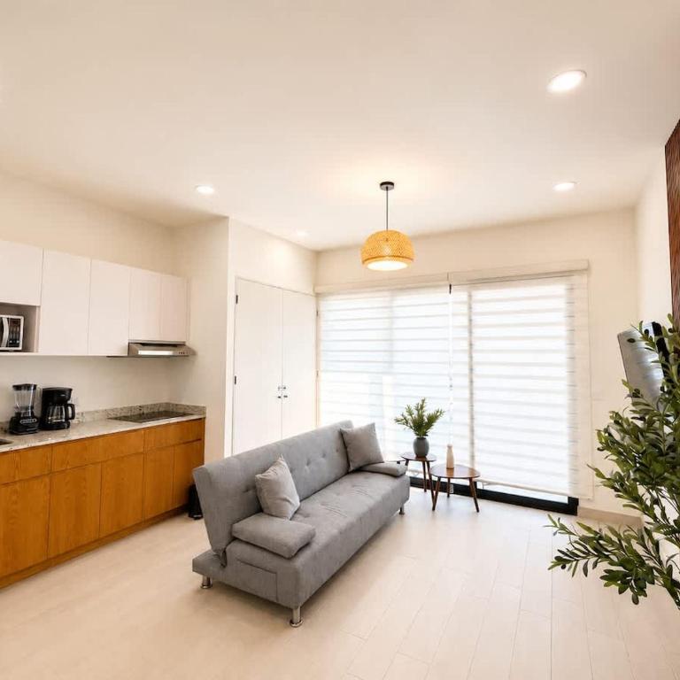 450 m a playa, alberca y estacionamiento - Apartamento de 2 dormitorios con balcón - 5