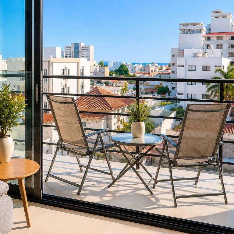 450 m a playa, alberca y estacionamiento - Apartamento de 2 dormitorios con balcón - 4