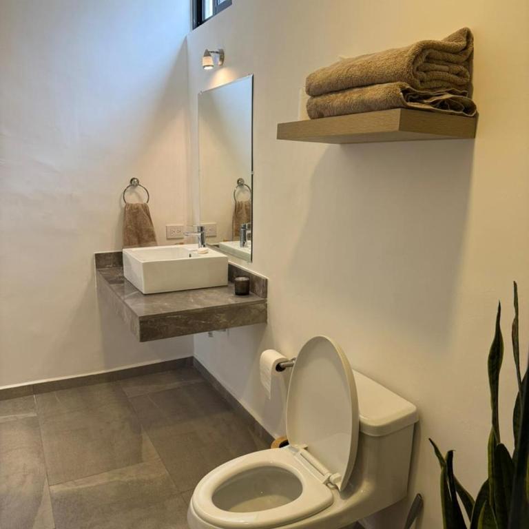 Norte de Mérida Departamento de doble altura con Alberca - One-Bedroom Apartment - 11
