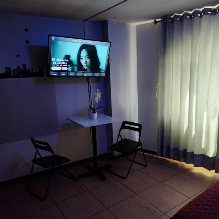 Deluxe Miraflores - Deluxe Room - 1