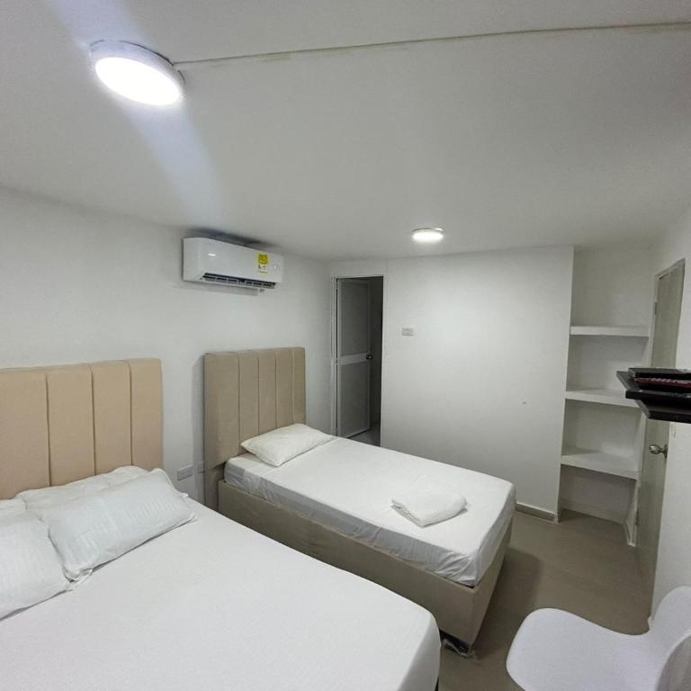 Hotel AV Lago Pie De la Popa - Triple Room - 1