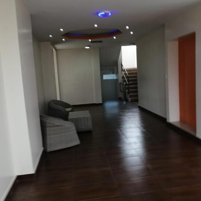 Departamento Tonsupa edificio costarenys - Apartamento de 2 dormitorios - 6