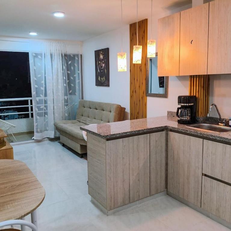 Beautiful apartment just a few steps from the beach - Three-Bedroom Apartment - 1