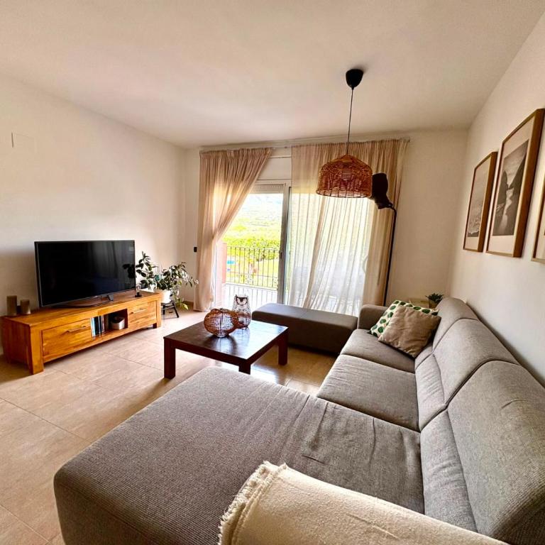 Golden Beach, Pool, and Mountain - Apartamento de 2 dormitorios - 14