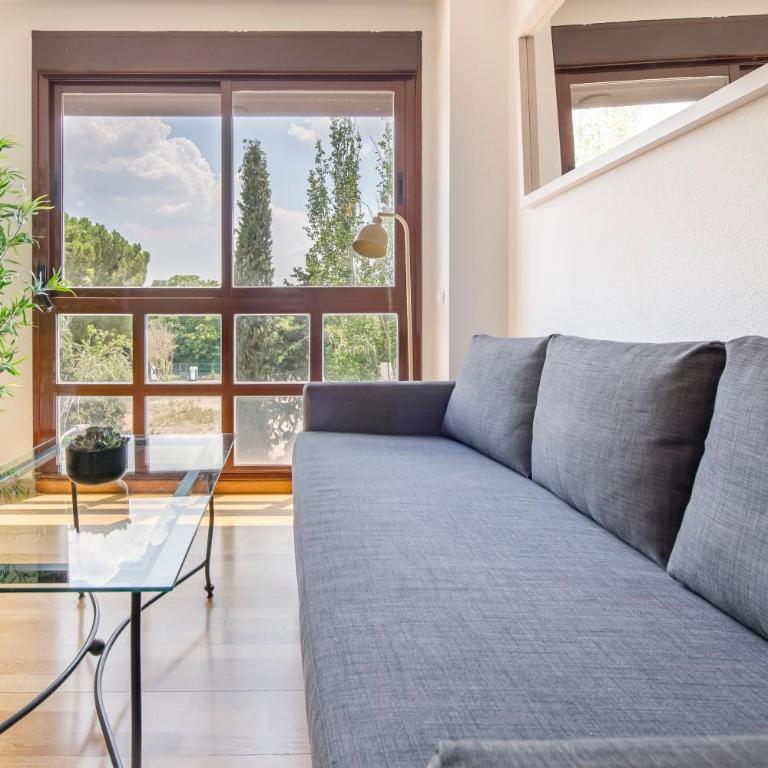 Apartamento con piscina, gym & parking Aeropuerto, IFEMA & Metropolitano by beBalmy - Apartment mit 1 Schlafzimmer - 26