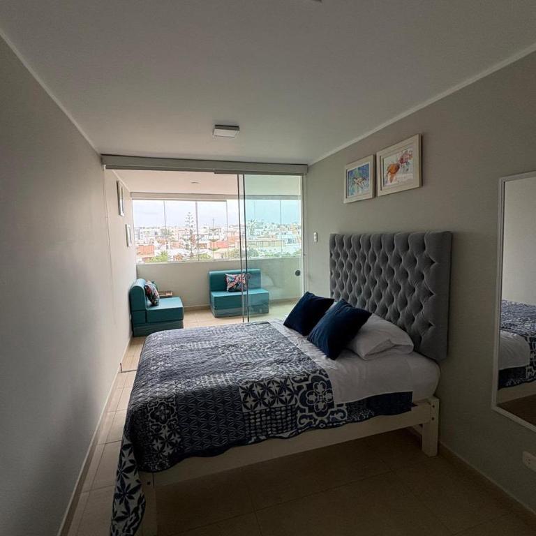 Luxury Apartment with 3 Levels, Rooftop Mirador & BBQ - One-Bedroom Apartment - 11