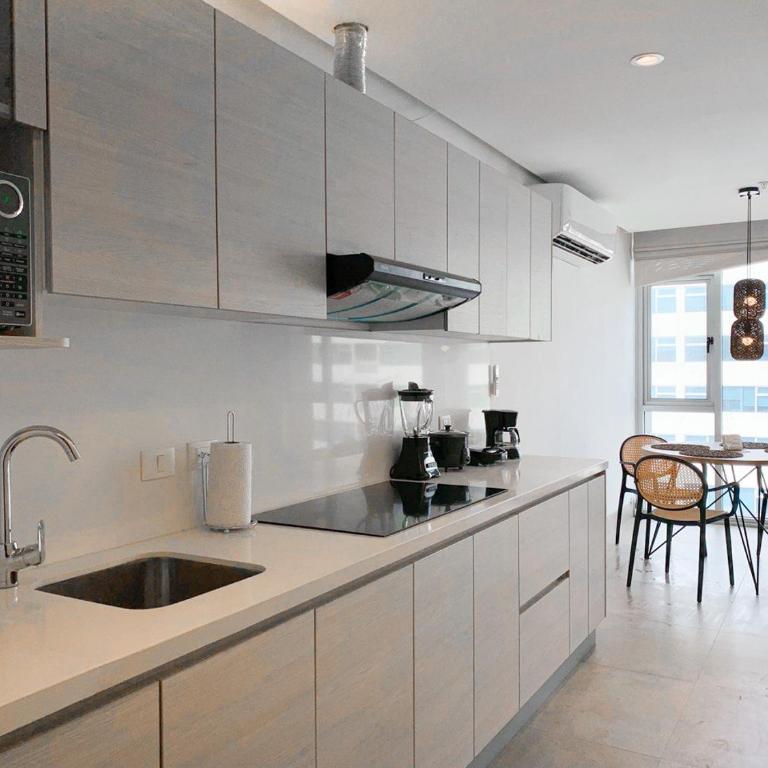 Suite 10th floor, 3 min from the airport - Apartamento Deluxe de 1 dormitorio con vistas a la ciudad - 2
