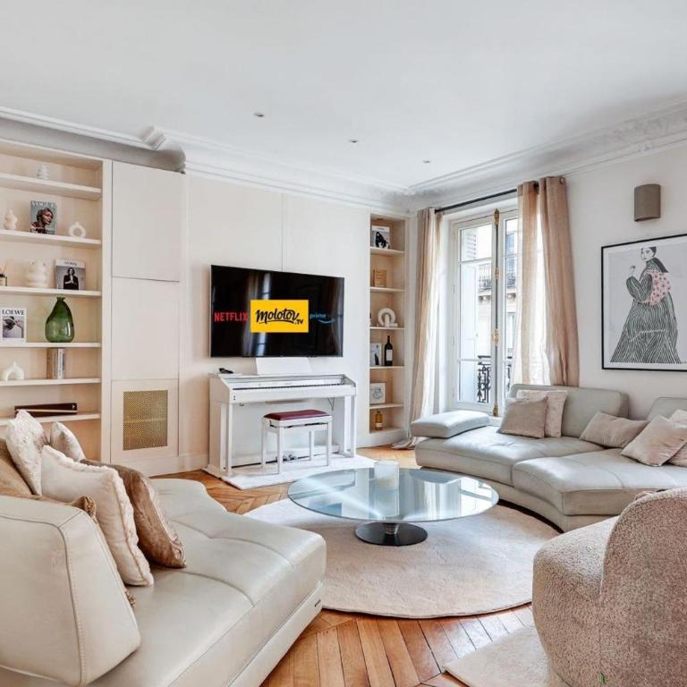 Luxury Three-Bedroom Apartment near Parc Monceau Paris 8th - Appartement - 2