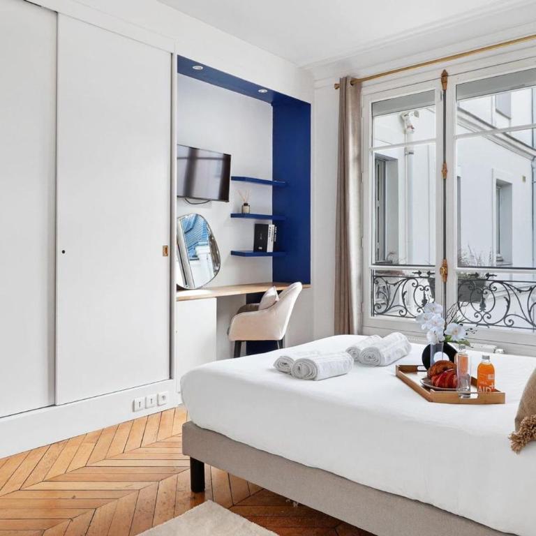 Luxury Three-Bedroom Apartment near Parc Monceau Paris 8th - Appartement - 23