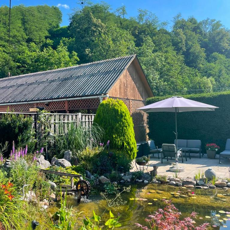 Lauras Ferienwohnung - Ihre Wohlfühloase in der Südweststeiermark mit Garten, Pool, Biotop & Weinbar - Apartment mit 2 Schlafzimmmern und eigenem Pool - 79