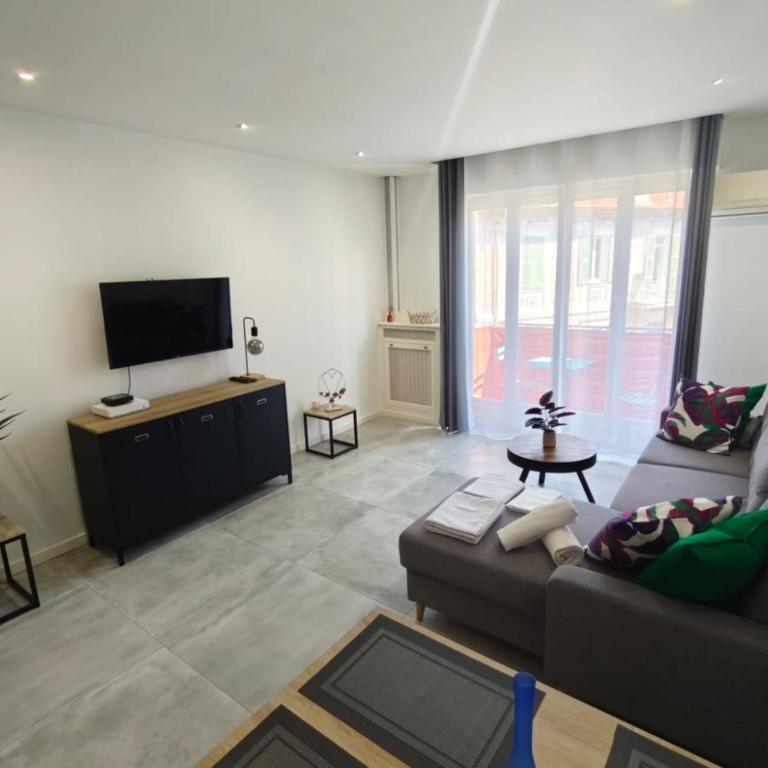 Appart 2 chambres calme & lumineux proche tram - Appartement - 6