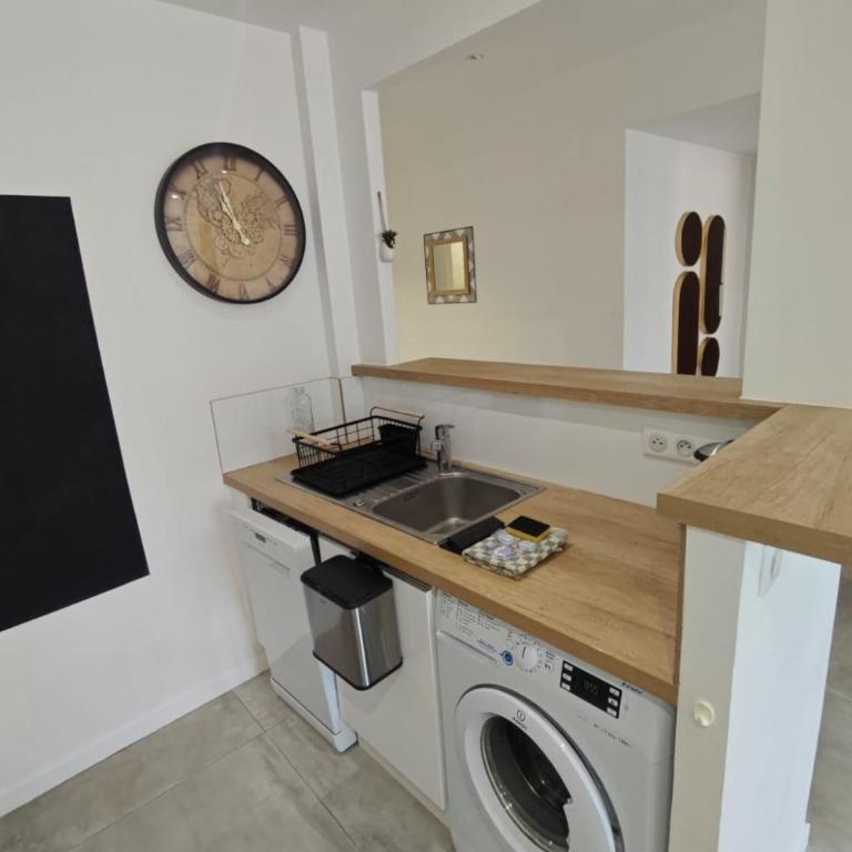 Appart 2 chambres calme & lumineux proche tram - Appartement - 5