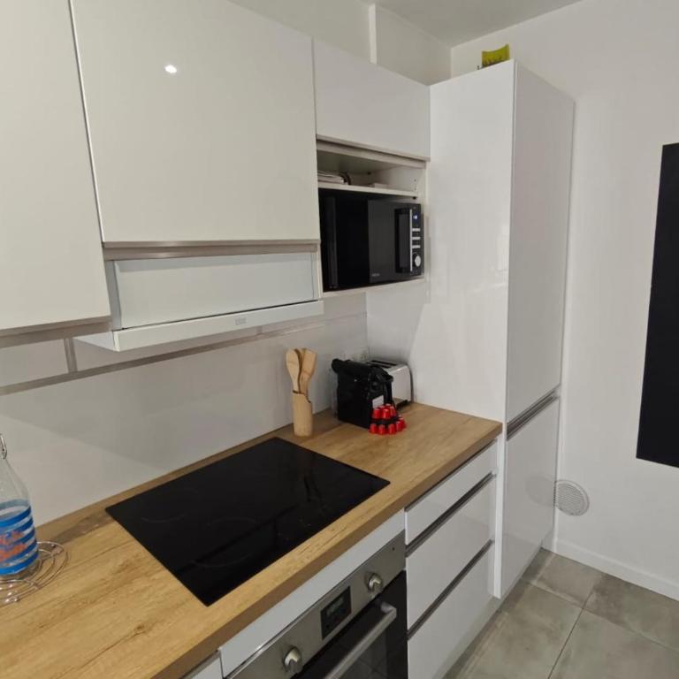 Appart 2 chambres calme & lumineux proche tram - Appartement - 14