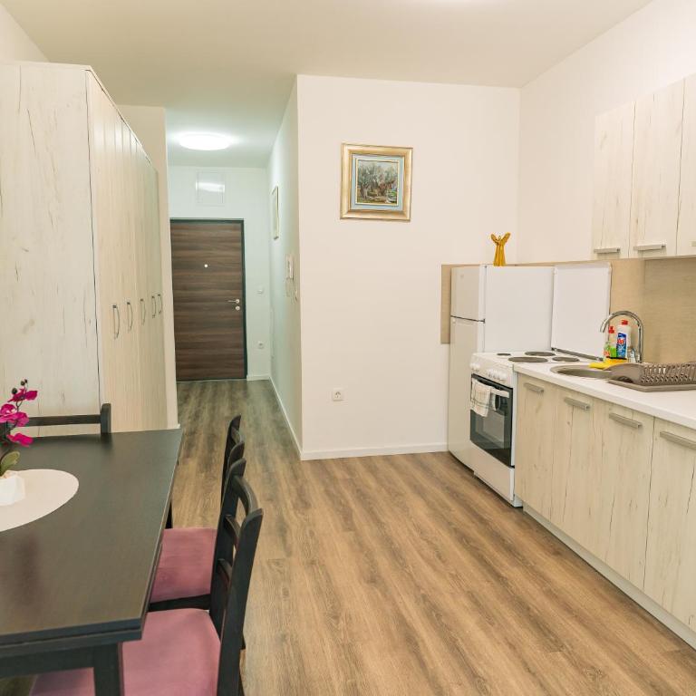 TORO Orca apartments - Studio - 12