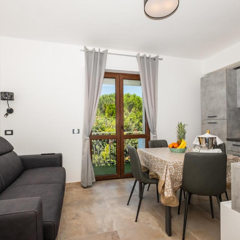 Da Mariolina Apartments and rooms - Family Room - 15