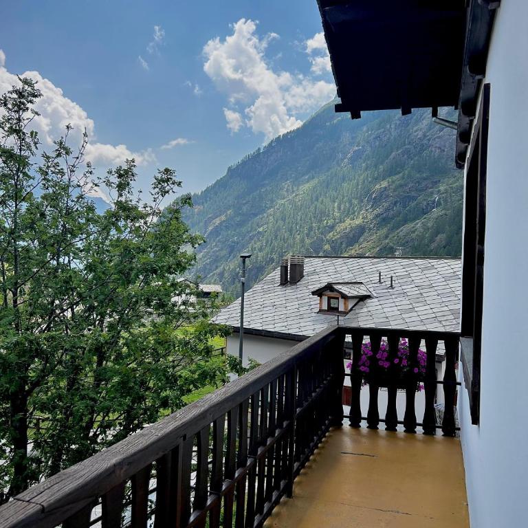 Locanda del Lysjoch - Camera Matrimoniale/Doppia con Letti Singoli - 2