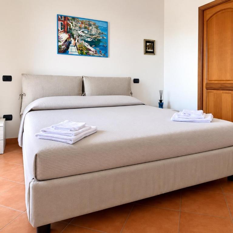 Rose House - Two-Bedroom Apartment - 14