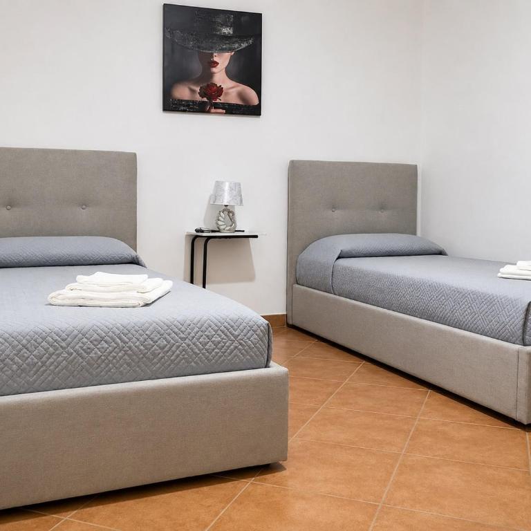 Rose House - Two-Bedroom Apartment - 19