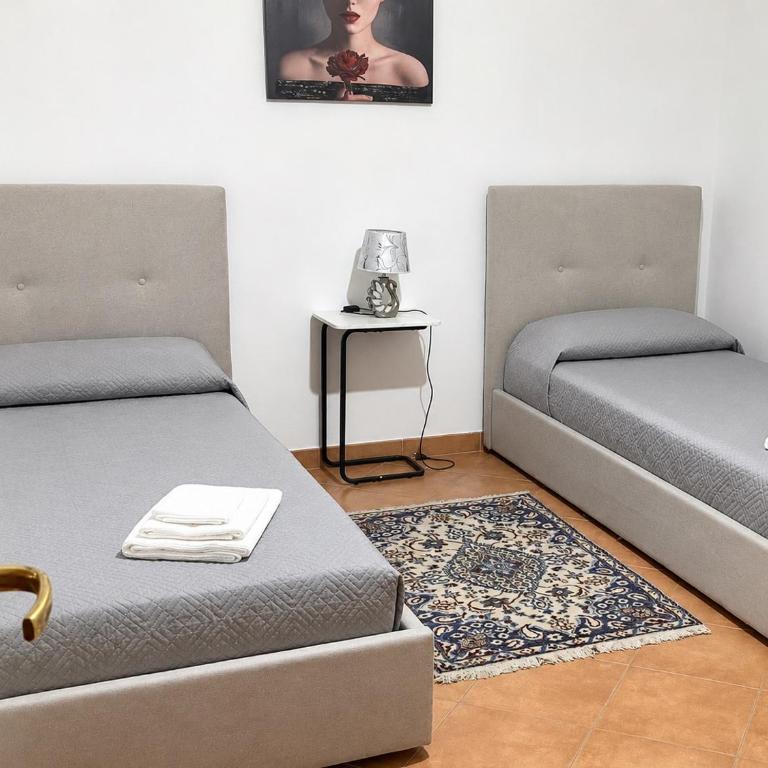 Rose House - Two-Bedroom Apartment - 18