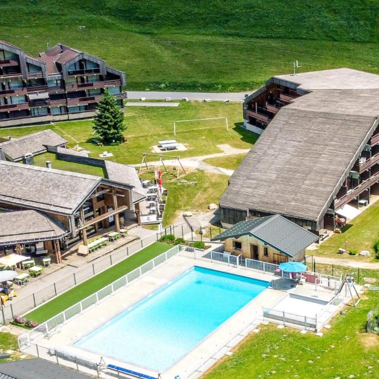 Slow Chalet Ski Soleil appart sur les pistes Terrasse tout à pied ! - Appartement - 31