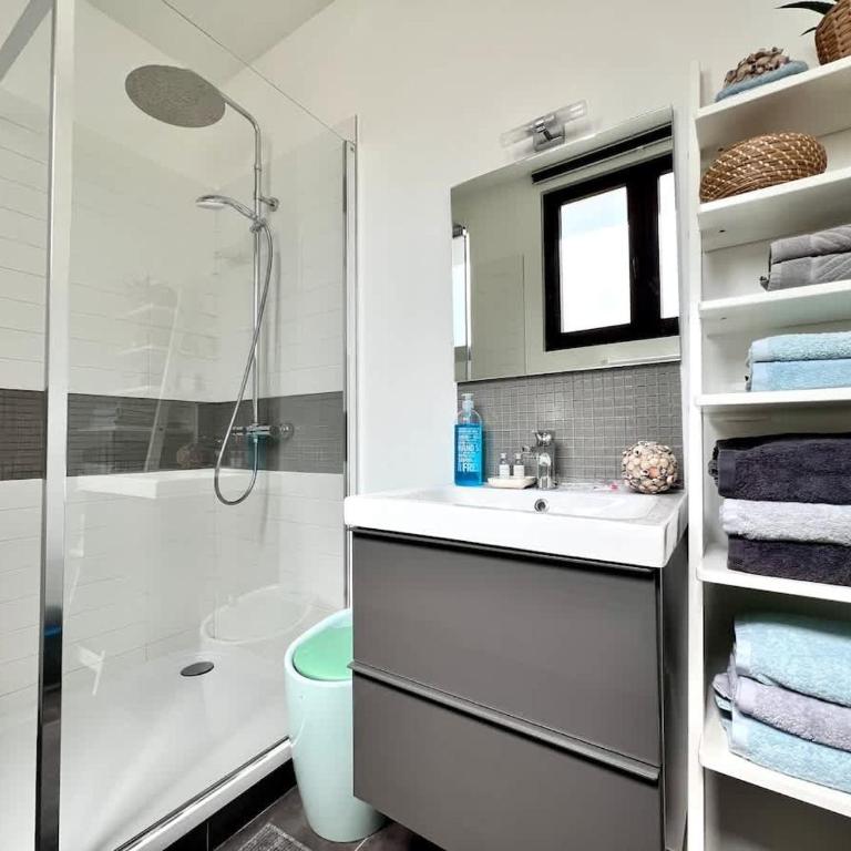 Chic & lovely Studio Heart of the City with Balcony - Appartamento - 37