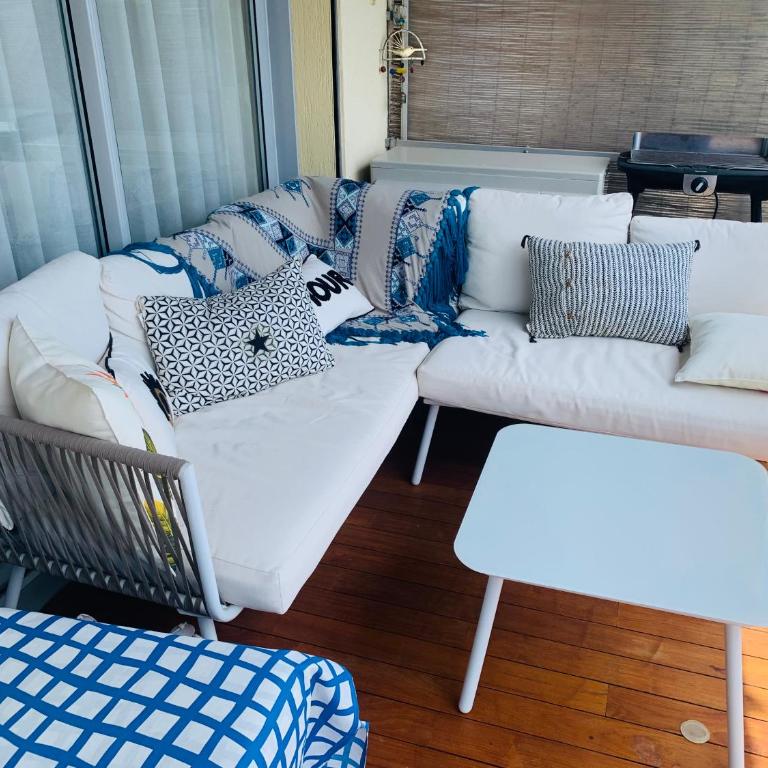 Élégance, confort et vue infinie - Appartement 2 Chambres avec Terrasse - 32