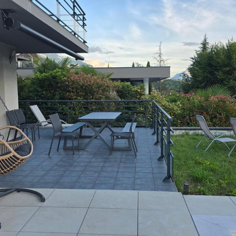 Rez-de-chaussée de notre villa vue sur lac - Apartment mit 2 Schlafzimmern - 21